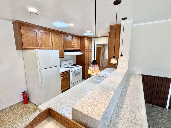 Building Photo - Peaceful Charmer Single-Story Retreat in V...