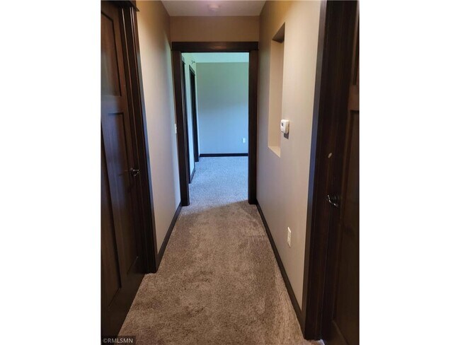 Building Photo - 1929 Cypress Ct