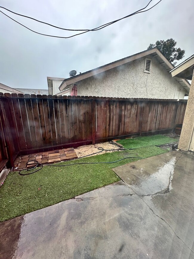 Building Photo - # B - BUILDING ON NORTH CANAL STREET