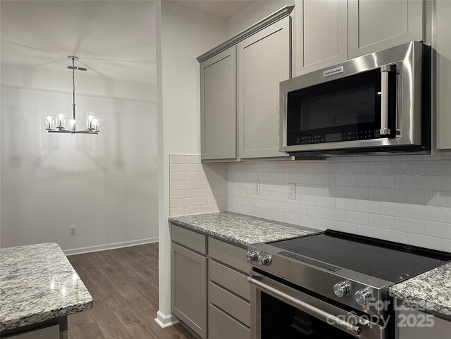 Building Photo - 1872 Teachers House Rd NW