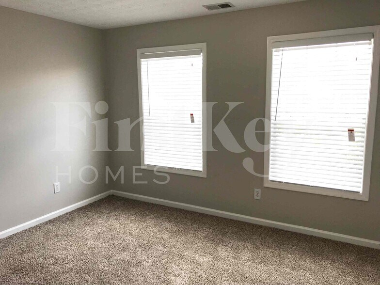 Building Photo - 7945 Weathers Ct