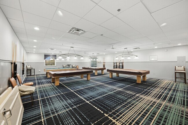 Building Photo - 5267 Europa Dr