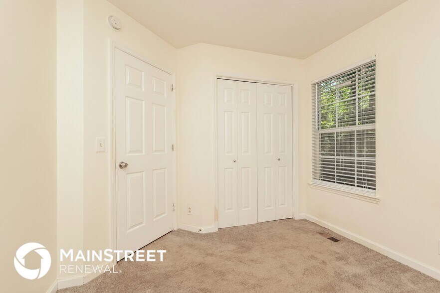 Building Photo - 4073 Calumet Dr