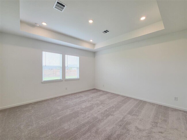 Building Photo - 21627 Royal Jett Dr