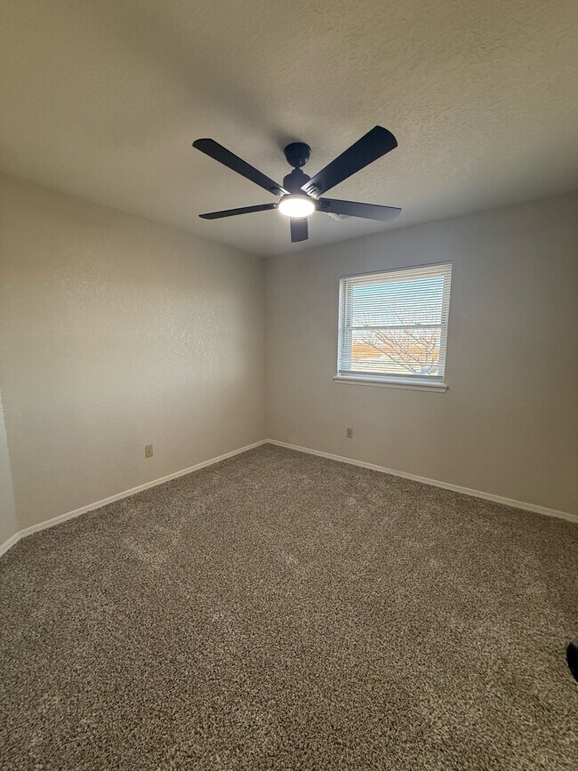 Building Photo - 8232 Wilshire Ridge Dr