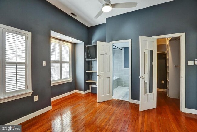 Building Photo - 722 Genessee St