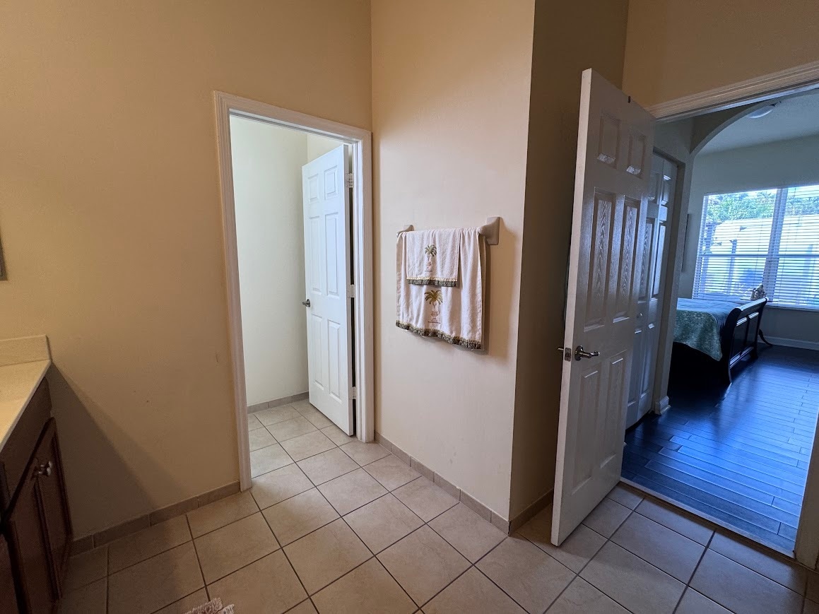 Building Photo - 9165 SW 170th Ave