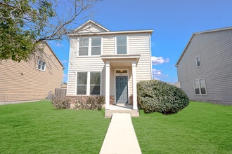 Building Photo - 6011 Midcrown Dr E