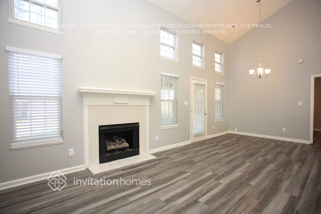 Building Photo - 6602 Cedar Cliff Dr