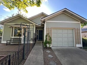 Building Photo - Gardener's Dream!  2 Bedroom house on quiet corner lot