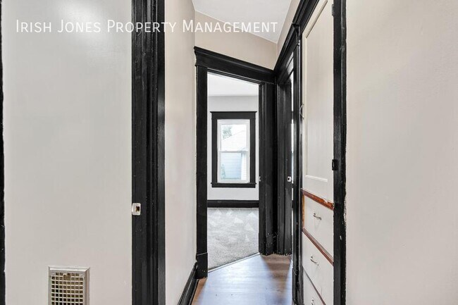 Building Photo - 128 Crowley Ave