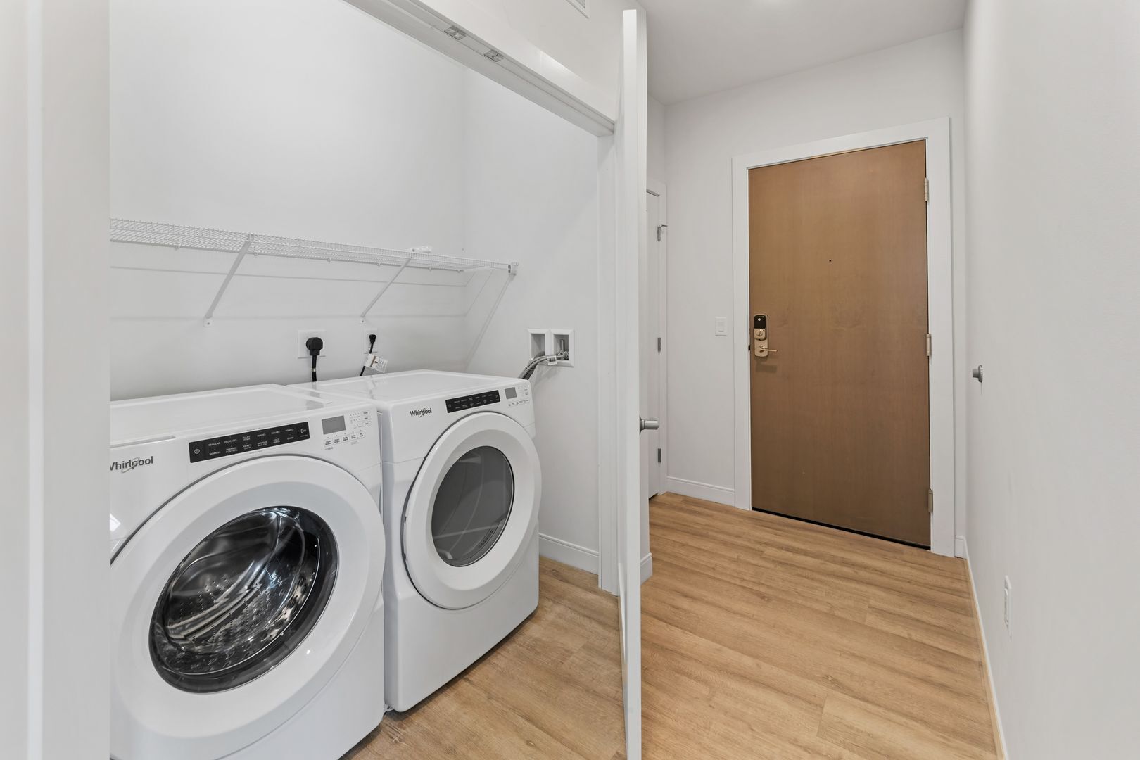 Building Photo - 5945 6th Ave