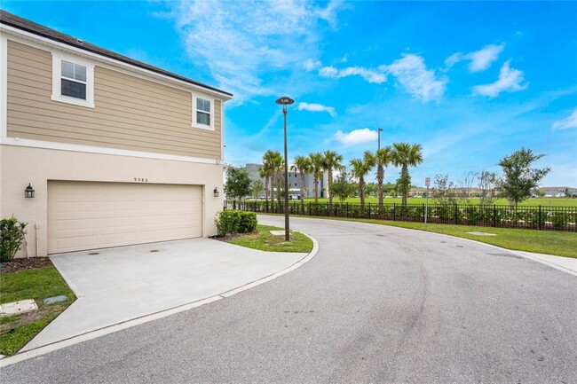 Building Photo - 9586 Poplar Ridge Ave