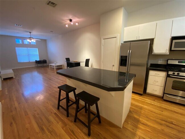 Building Photo - 3501 Link Valley Dr.