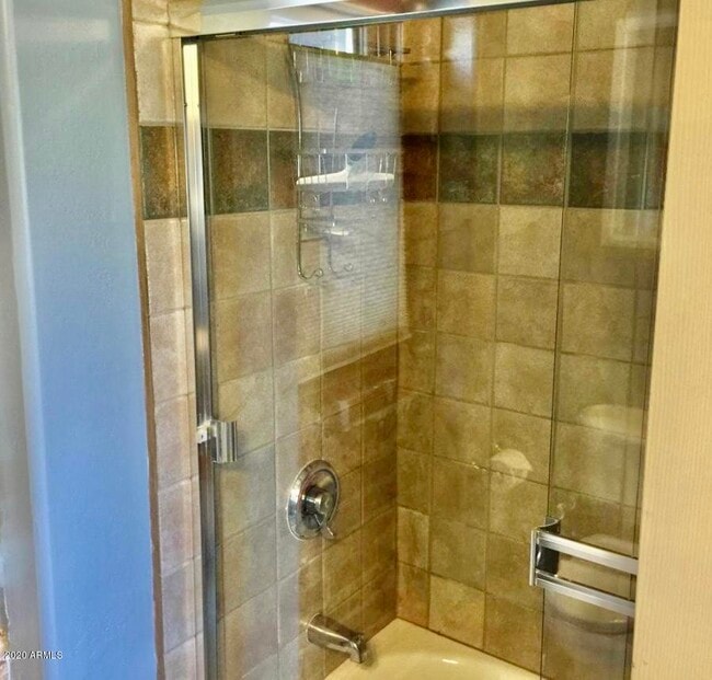 Building Photo - 387 N 2nd Ave