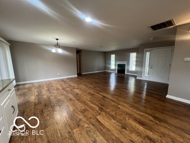 Building Photo - 945 Fox Hill Dr