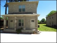 Building Photo - 1425 S Bailey St