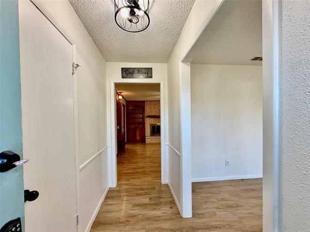 Building Photo - 2000 SE 10th St