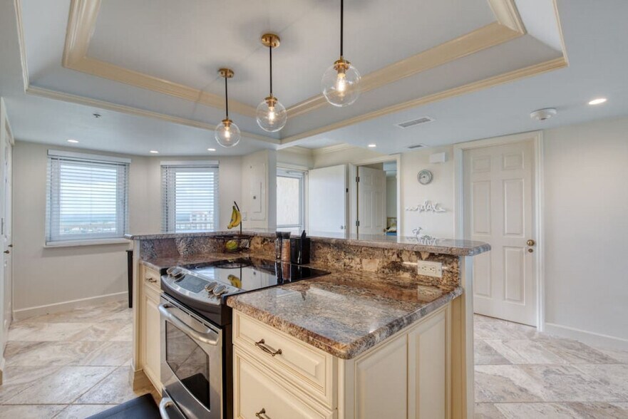 Building Photo - 230 Minorca Beach Way