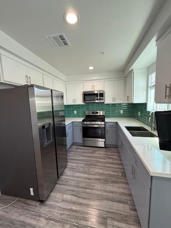 Building Photo - LANFRANCO(3743)