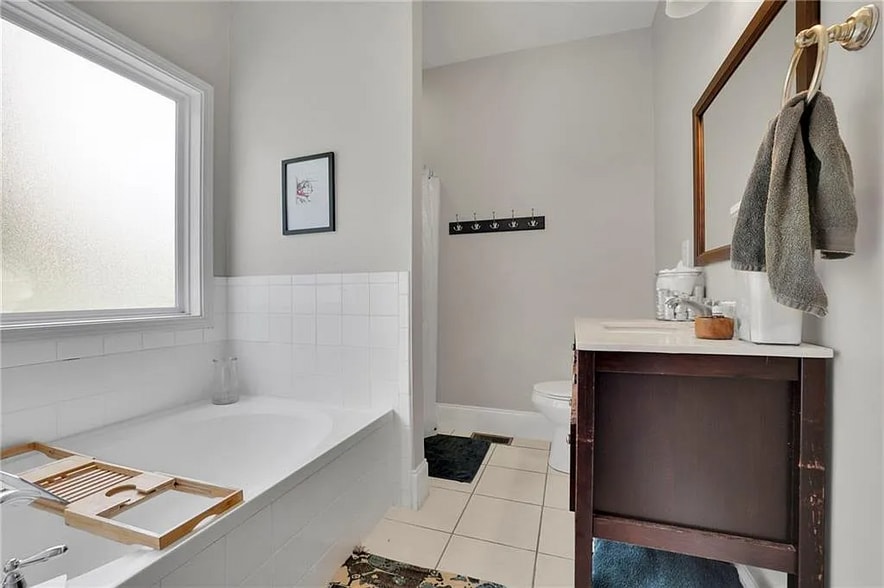 Master Bedroom with Private Bath & Walk in Closet - 41 Spring Ln NW