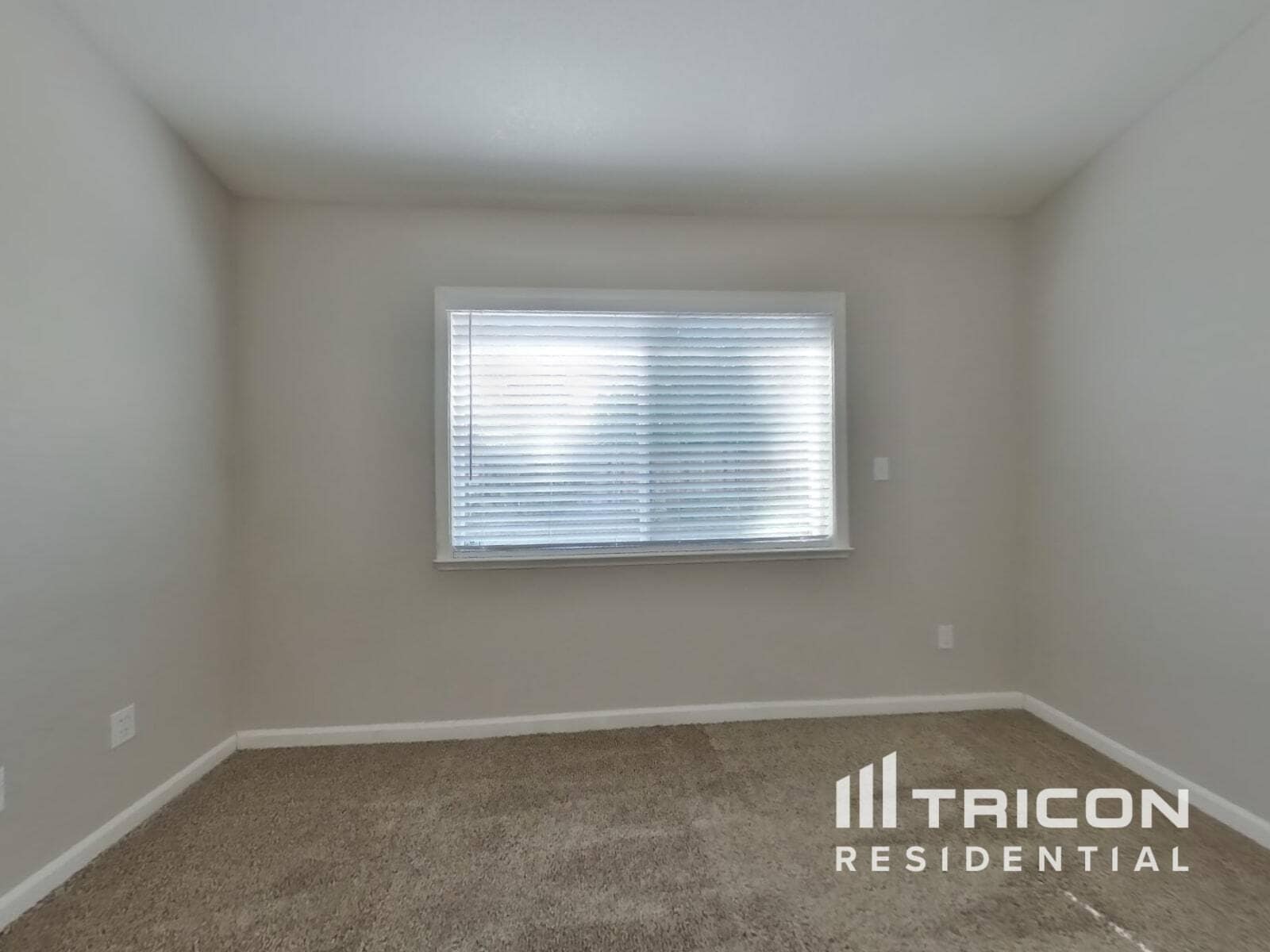 Building Photo - 5204 Firenza Way