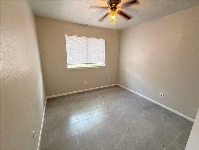Building Photo - 7111 Feather Creek Dr
