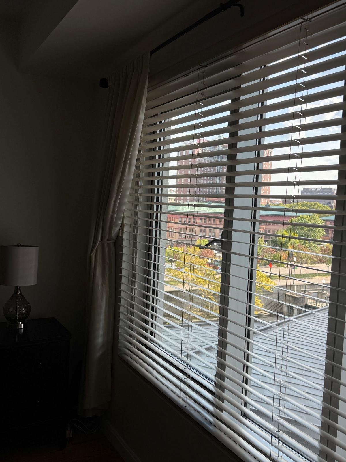 Building Photo - 100 Exchange St