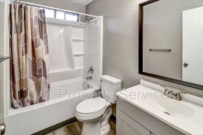 Building Photo - 2836 Fox Creek Ct