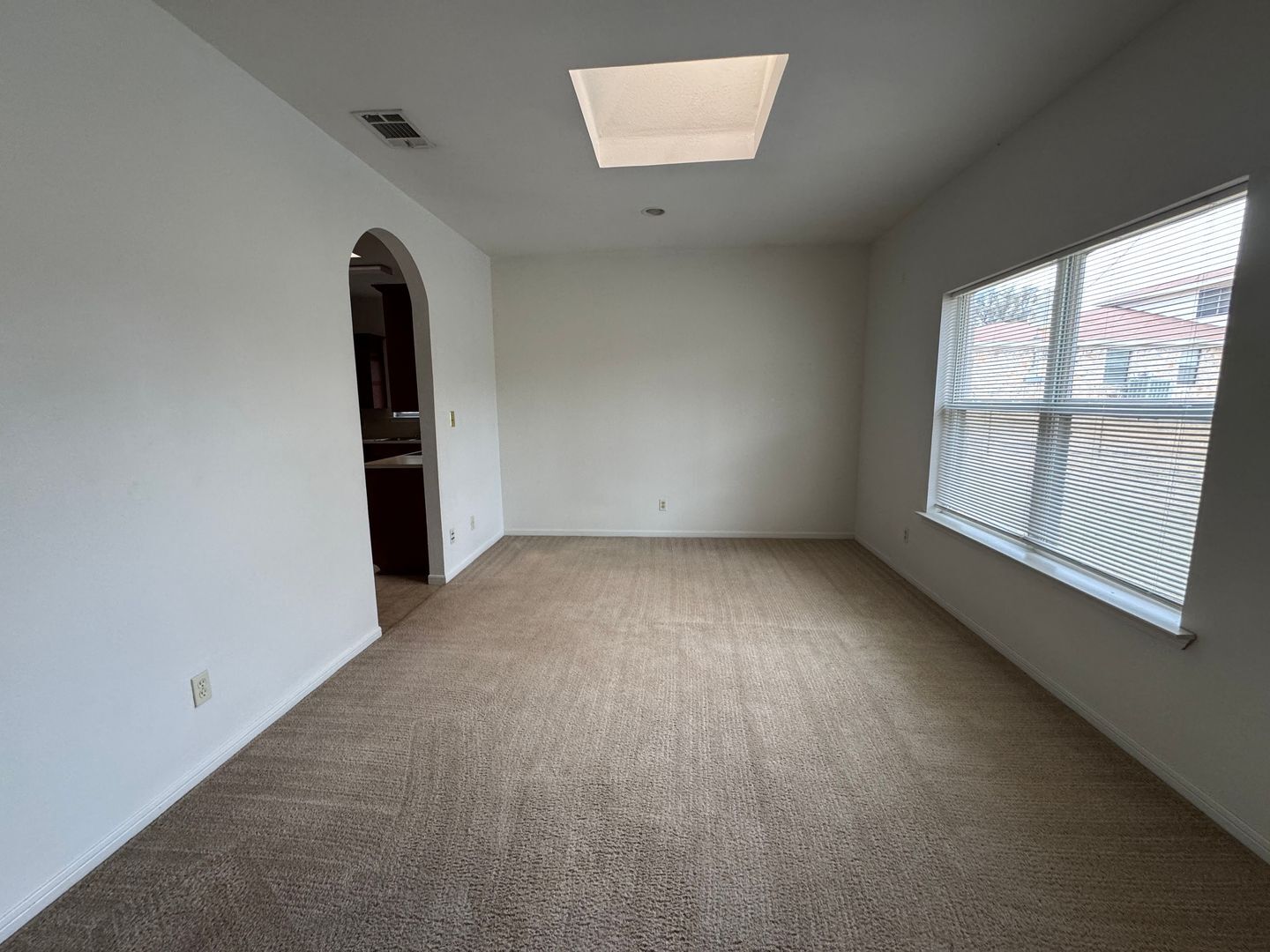 Building Photo - 390 Triple 7 Trail