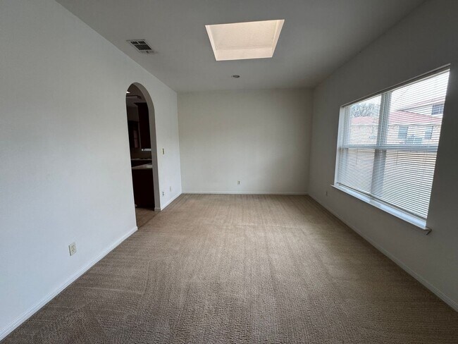 Building Photo - 3-Bedroom House for Rent in Killeen