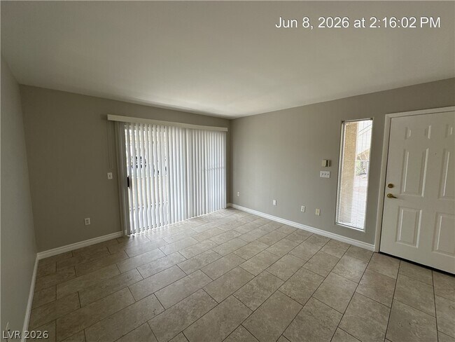 Building Photo - 5710 E Tropicana Ave