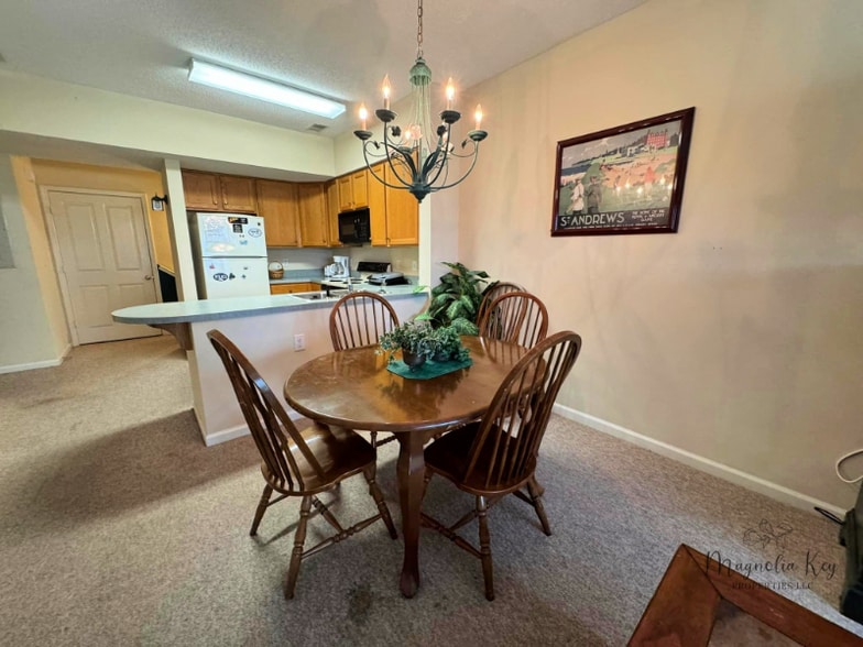 Building Photo - 4578 Girvan Dr