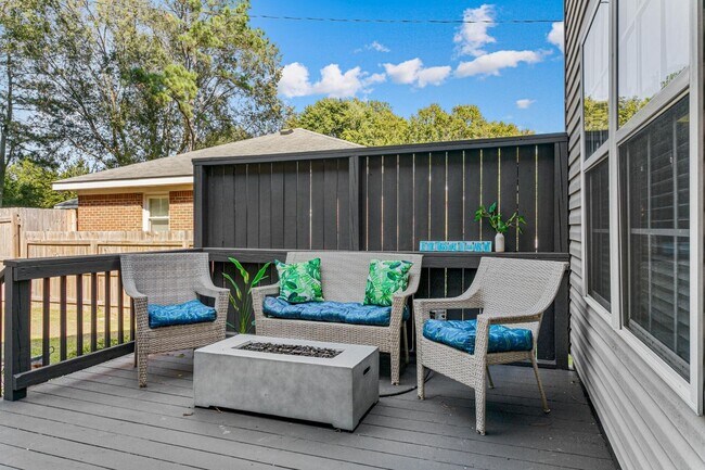 Building Photo - Oceana Area