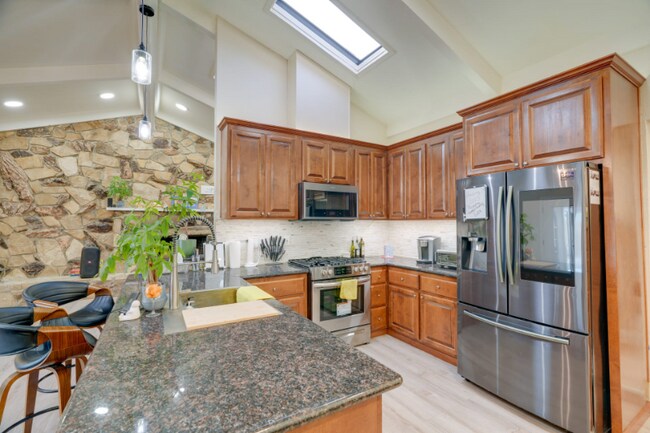 Building Photo - 119 San Jose St