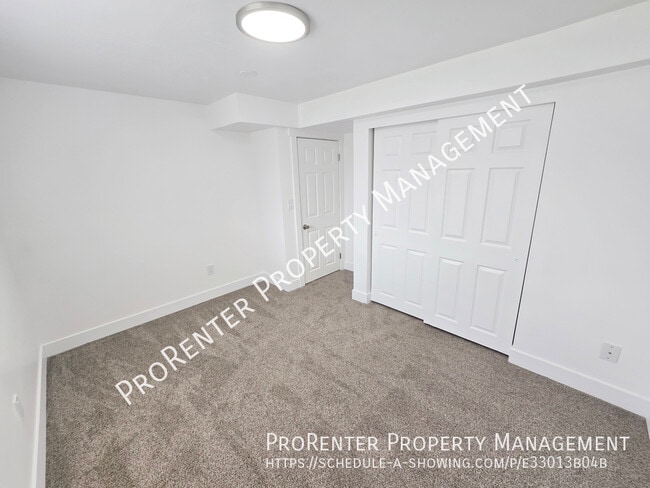 Building Photo - 2575 N 1100 W