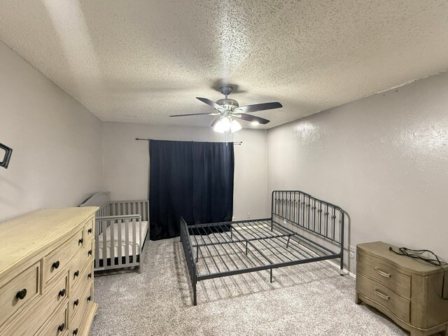 Building Photo - 6012-6012 Westridge Ln