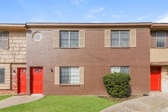 Building Photo - 3111 Falk Ct