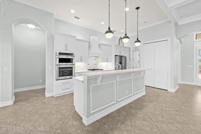 Building Photo - 3450 Brunot Cir