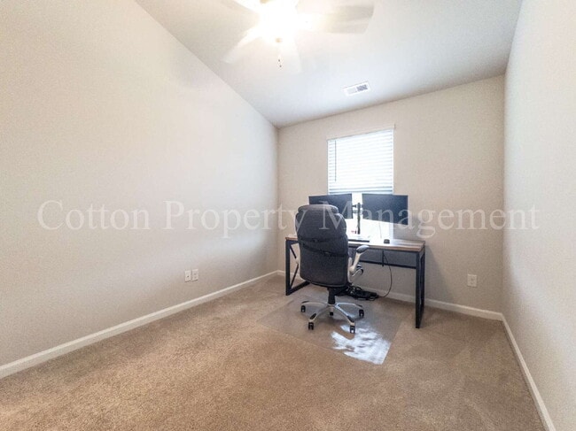 Building Photo - 7626 Knightbell Cir