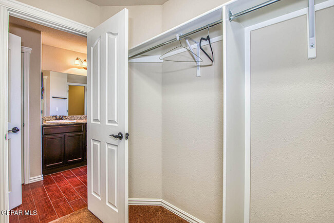 Building Photo - 7349 Autumn Sage Dr