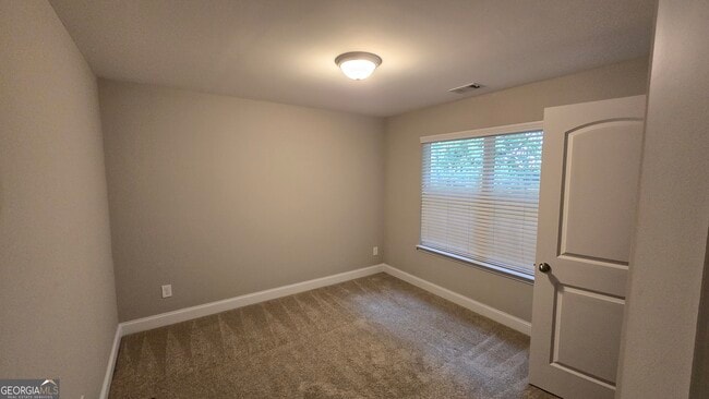 Building Photo - 600 Sprayberry Dr