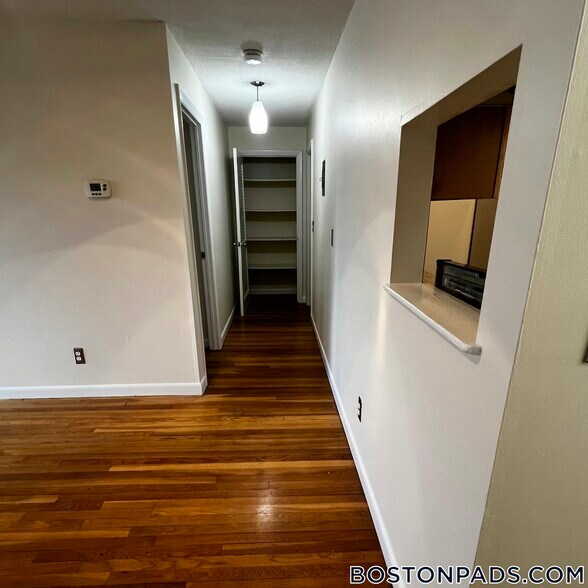 Building Photo - 66 Homer Ave