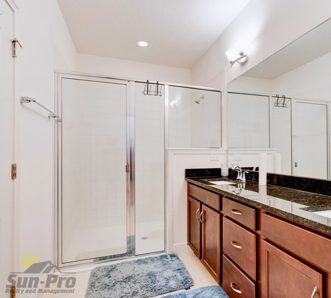 Building Photo - 5563 Estero Loop
