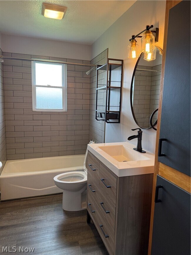 Building Photo - 12920 Fountain Ct