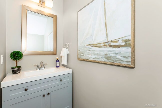 Building Photo - 4929 W Mountain View Dr