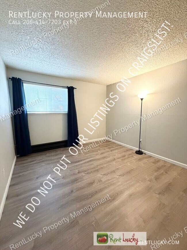 Building Photo - 1003 S 308th St