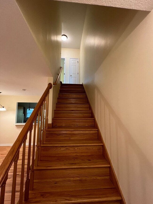 Building Photo - Arden 2 Bedroom Townhome:  Quiet and Spacious