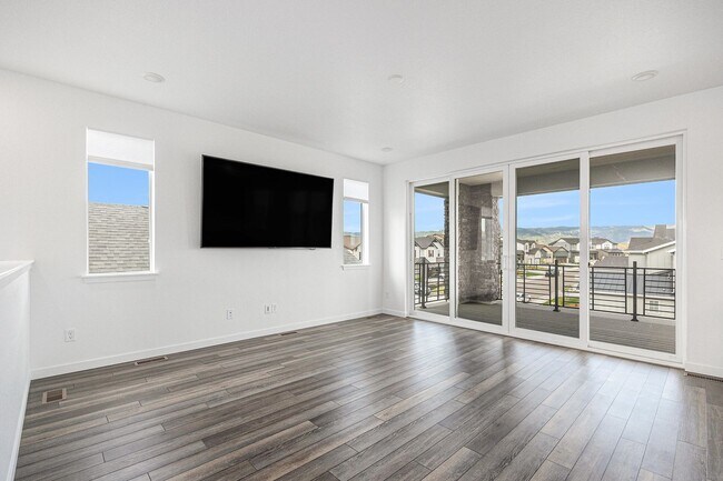 Building Photo - Sterling Ranch Stunner!!