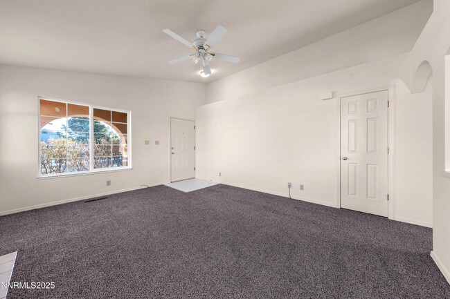 Building Photo - 135 Spring Ridge Dr